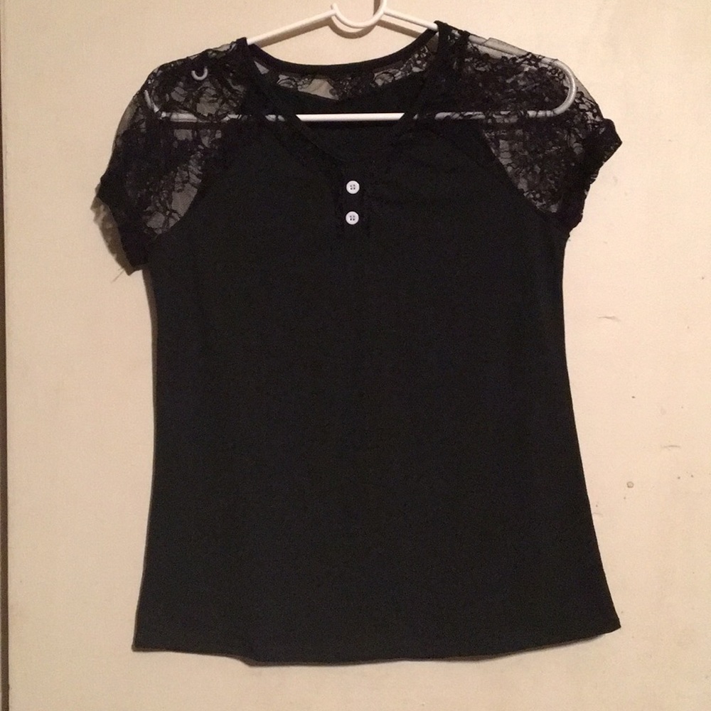 Black T-shirt